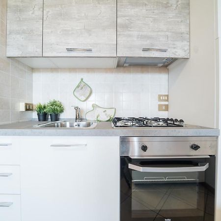 Gardappartamenti Cascinale Pool Desenzano del Garda Eksteriør bilde