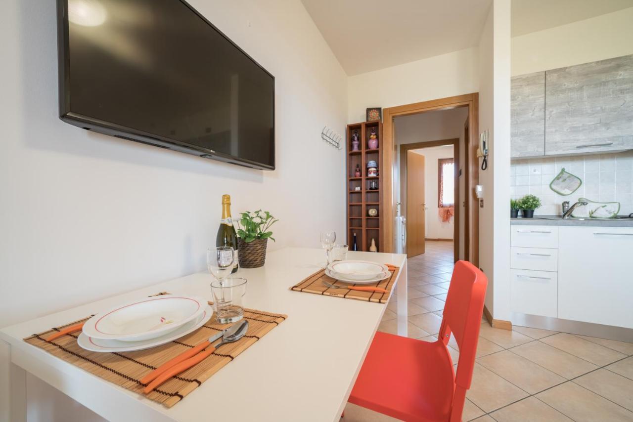 Gardappartamenti Cascinale Pool Desenzano del Garda Eksteriør bilde
