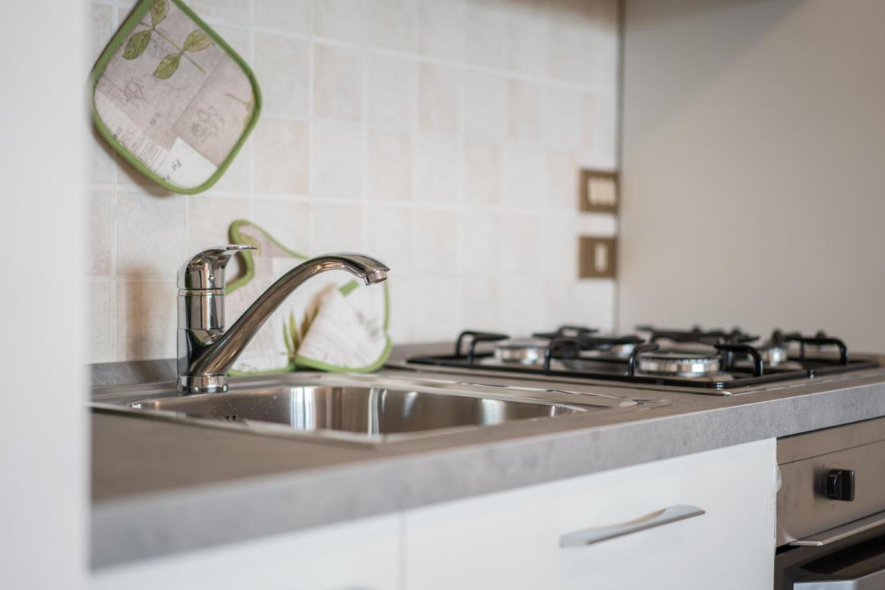 Gardappartamenti Cascinale Pool Desenzano del Garda Eksteriør bilde